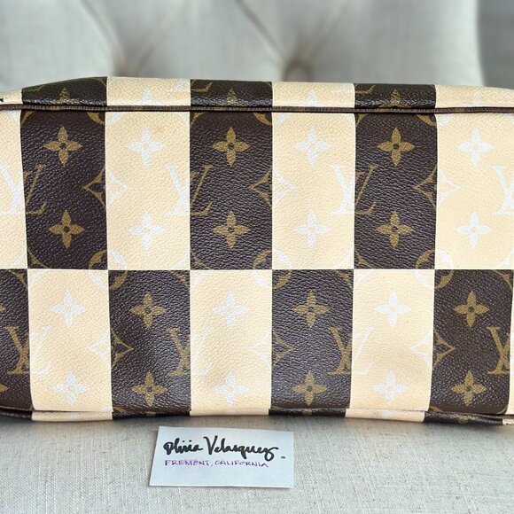 Louis Vuitton Neverfull MM Rayures Monogram - Picture 6 of 16